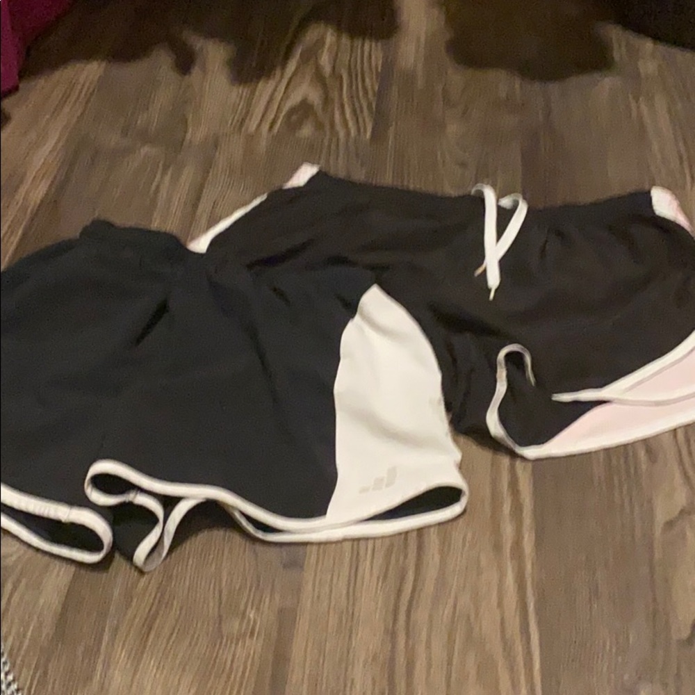 2 Running shorts